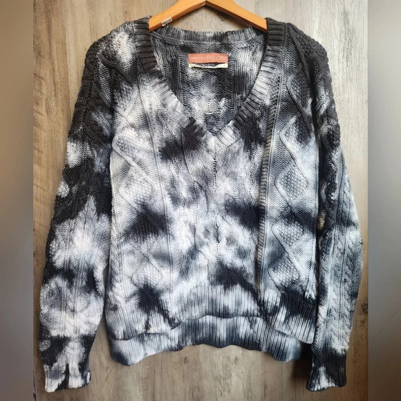 Anthropologie Pilcro Joni Cable Knit V-Neck Tie Dye Navy White Sweater Small - Picture 3 of 10